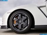 nissan_2011-gt-r_egoist_1600x1200_039.jpg