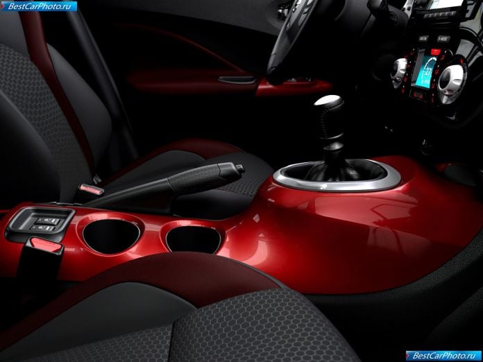 2011 Nissan Juke - фотография 43 из 65
