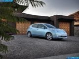 nissan_2011-leaf_1600x1200_008.jpg