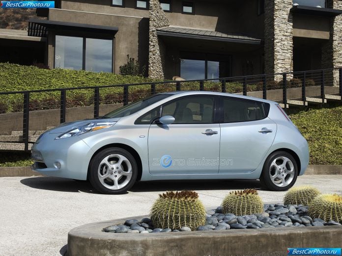 2011 Nissan Leaf - фотография 20 из 97