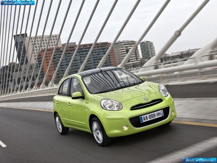 2011 Nissan Micra - фотография 18 из 63