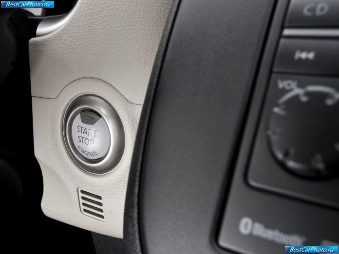 2011 Nissan Micra - фотография 54 из 63