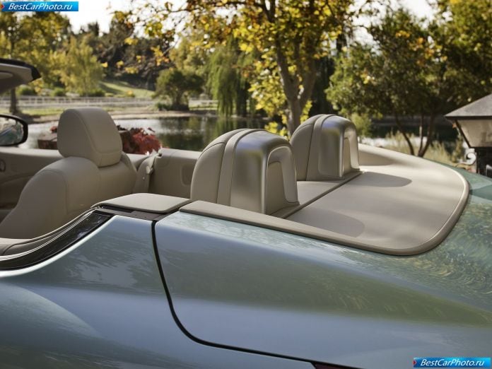 2011 Nissan Murano Crosscabriolet - фотография 36 из 50
