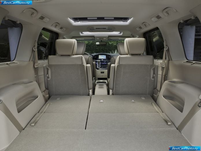 2011 Nissan Quest - фотография 20 из 31
