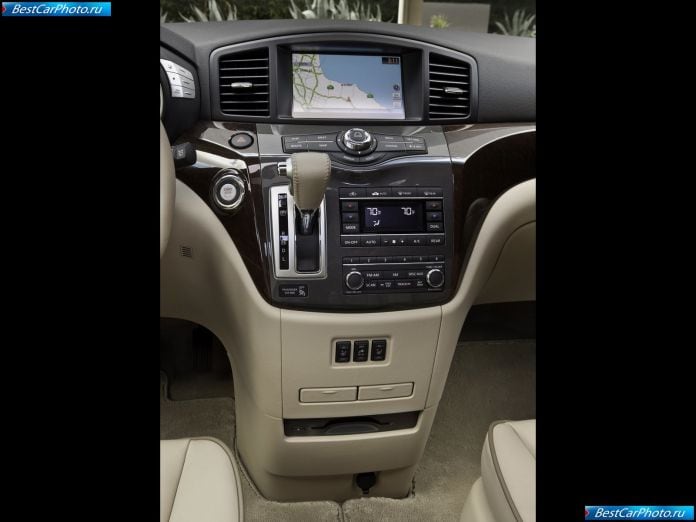 2011 Nissan Quest - фотография 30 из 31