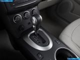 nissan_2011-rogue_1600x1200_012.jpg
