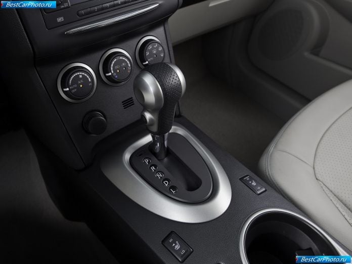 2011 Nissan Rogue - фотография 12 из 29