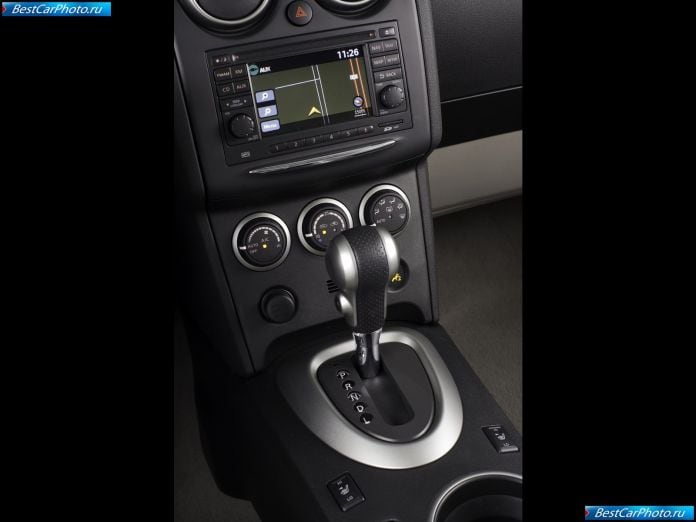 2011 Nissan Rogue - фотография 27 из 29