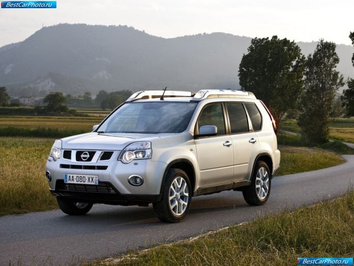 2011 Nissan X-trail - фотография 8 из 31