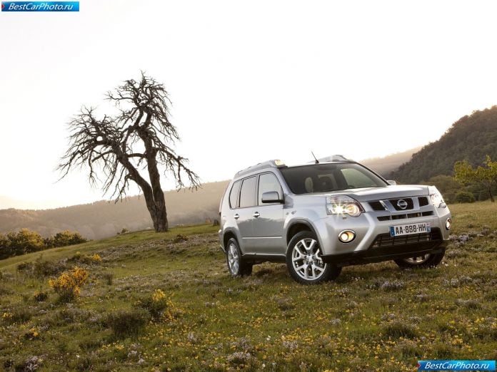 2011 Nissan X-trail - фотография 10 из 31