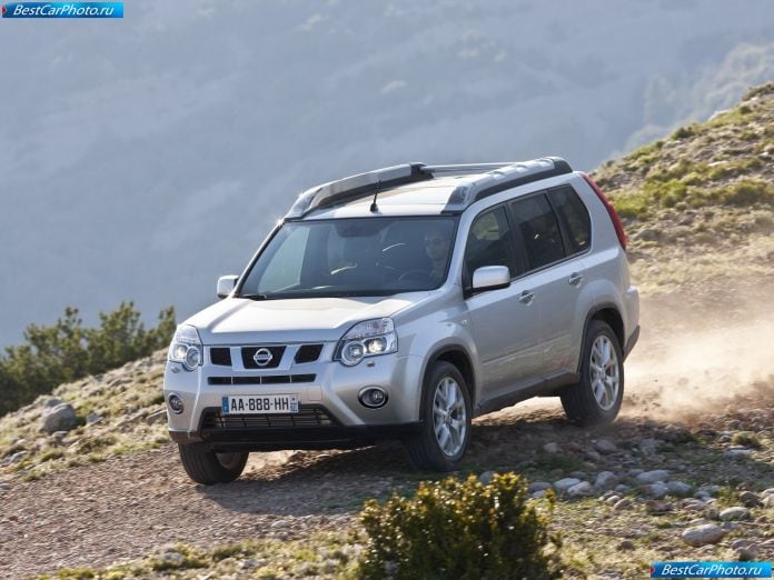 2011 Nissan X-trail - фотография 13 из 31