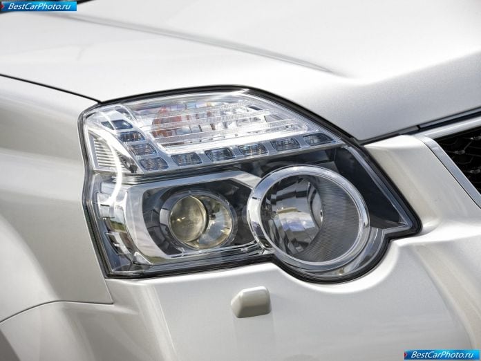 2011 Nissan X-trail - фотография 29 из 31