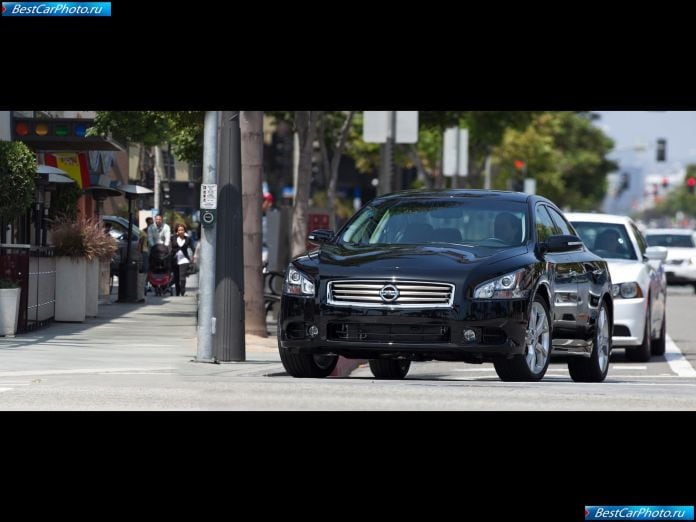 2012 Nissan Maxima - фотография 8 из 8 2012 Nissan Maxima - фотография 8 из 8