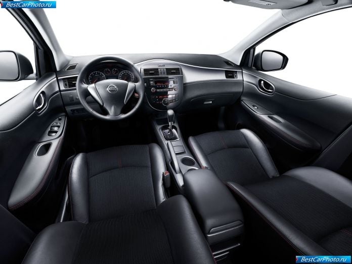 2012 Nissan Tiida - фотография 10 из 10 2012 Nissan Tiida - фотография 10 из 10
