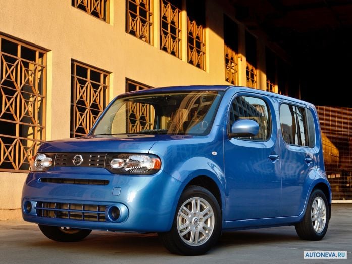 2012 Nissan Cube Indigo Blue - фотография 3 из 13