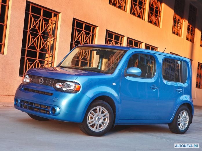 2012 Nissan Cube Indigo Blue - фотография 4 из 13