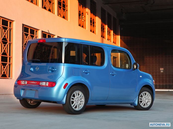 2012 Nissan Cube Indigo Blue - фотография 6 из 13