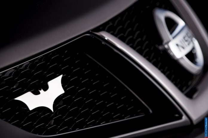 2012 Nissan Juke Nismo Dark Night Rises - фотография 13 из 15