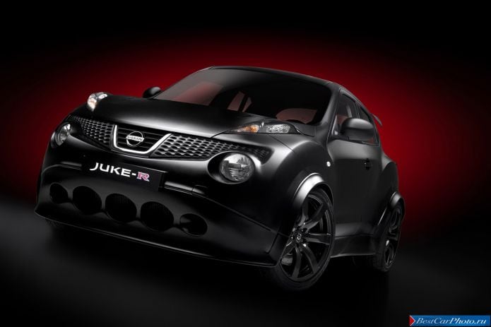 2012 Nissan Juke R - фотография 2 из 11