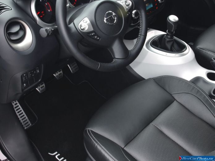 2012 Nissan Juke Shiro - фотография 8 из 10 2012 Nissan Juke Shiro - фотография 8 из 10