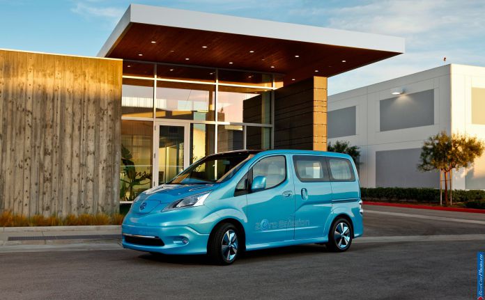 2012 Nissan E-nv200 - фотография 2 из 10 2012 Nissan E-nv200 - фотография 2 из 10