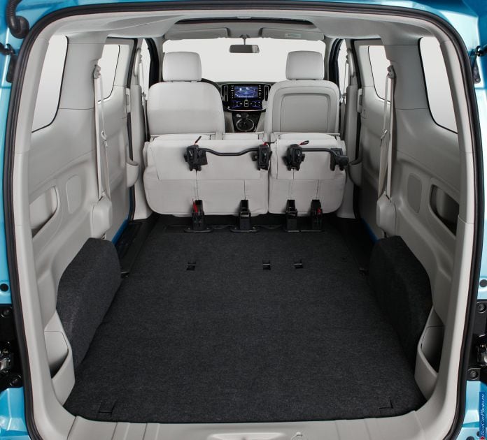 2012 Nissan E-nv200 - фотография 6 из 10 2012 Nissan E-nv200 - фотография 6 из 10