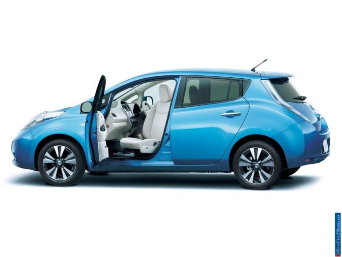 2013 Nissan Leaf - фотография 10 из 50