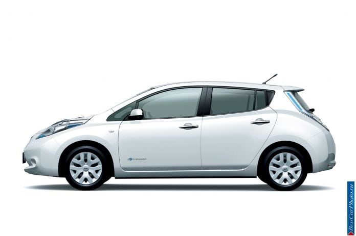 2013 Nissan Leaf - фотография 11 из 50