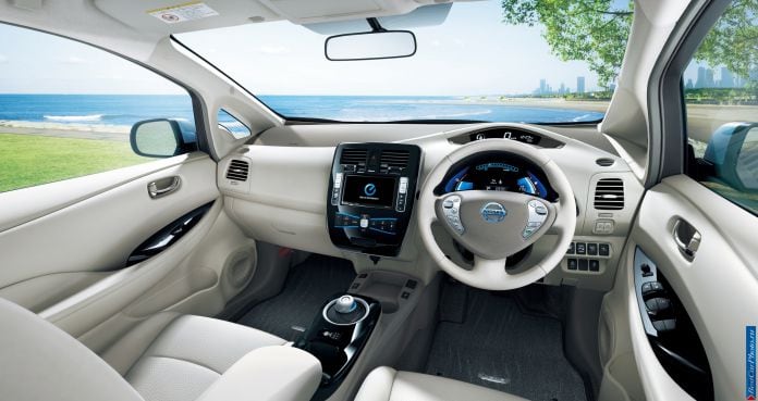 2013 Nissan Leaf - фотография 27 из 50 2013 Nissan Leaf - фотография 27 из 50