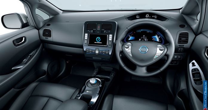 2013 Nissan Leaf - фотография 33 из 50 2013 Nissan Leaf - фотография 33 из 50