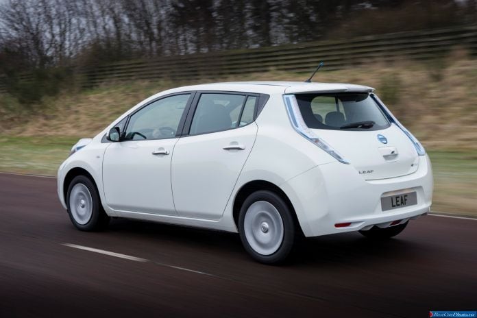 2013 Nissan Leaf EU-version - фотография 3 из 36