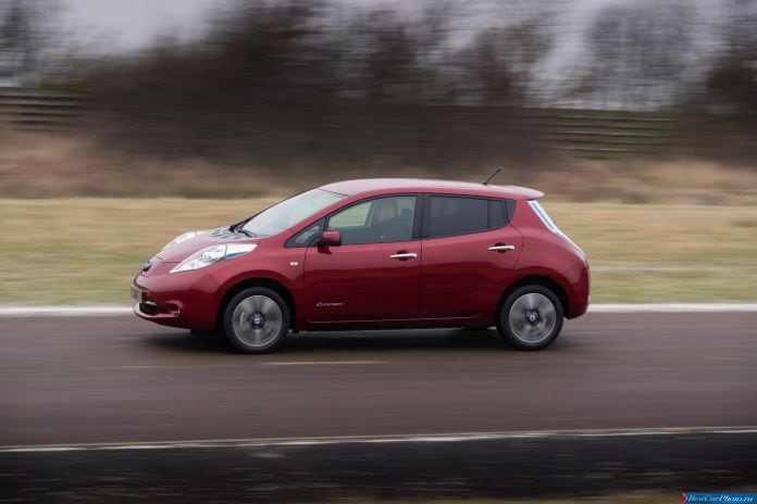 2013 Nissan Leaf EU-version - фотография 9 из 36