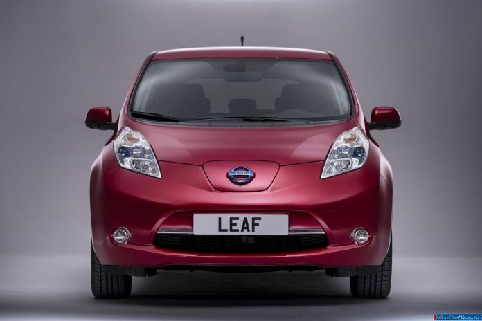 2013 Nissan Leaf EU-version - фотография 19 из 36