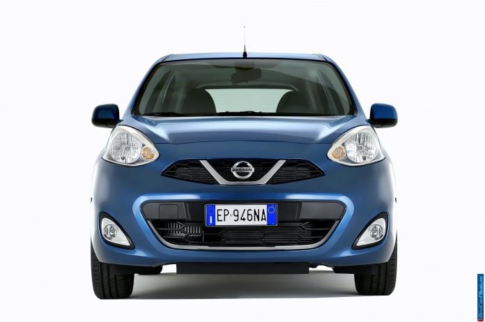 2013 Nissan Micra - фотография 21 из 28