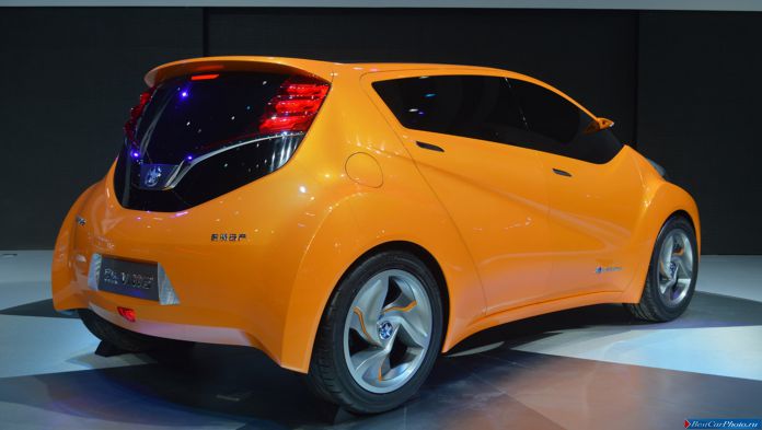 2013 Nissan Viwa EV Concept - фотография 8 из 12