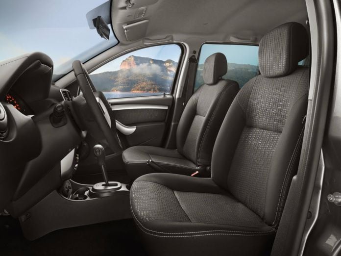 2014 Nissan Terrano - фотография 2 из 29 2014 Nissan Terrano - фотография 2 из 29