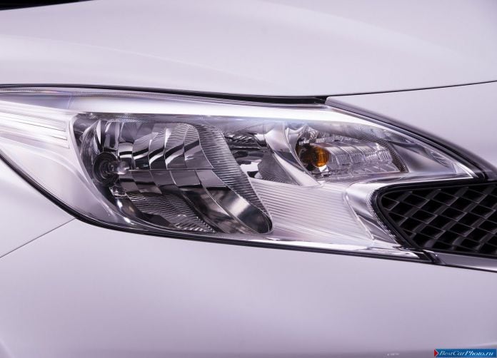 2014 Nissan Note - фотография 34 из 61