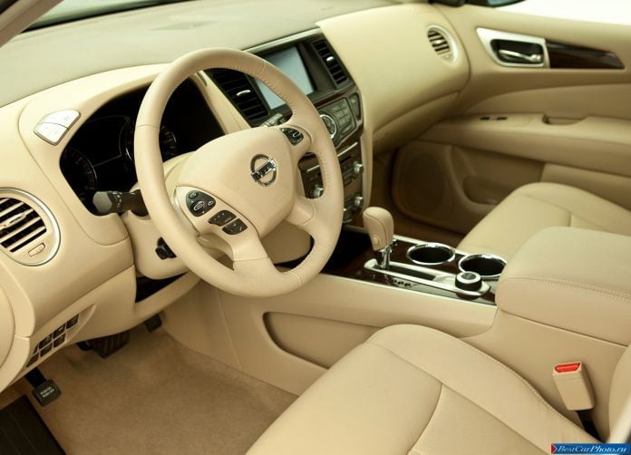 2014 Nissan Pathfinder Hybrid - фотография 3 из 23