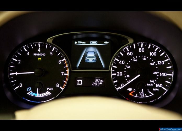 2014 Nissan Pathfinder Hybrid - фотография 22 из 23