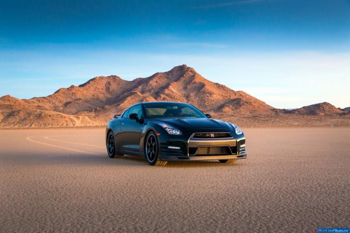2013 Nissan GT-R Track Edition - фотография 26 из 53 2013 Nissan GT-R Track Edition - фотография 26 из 53