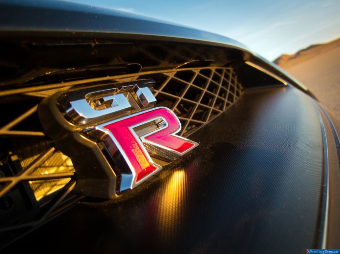 2013 Nissan GT-R Track Edition - фотография 43 из 53