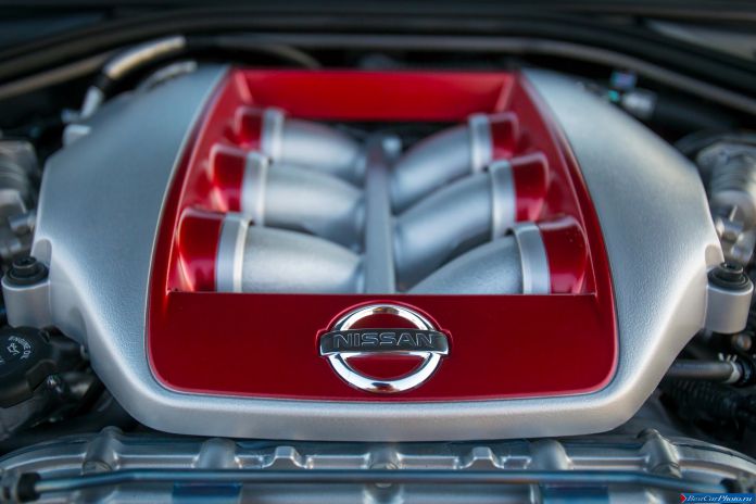 2013 Nissan GT-R Track Edition - фотография 46 из 53