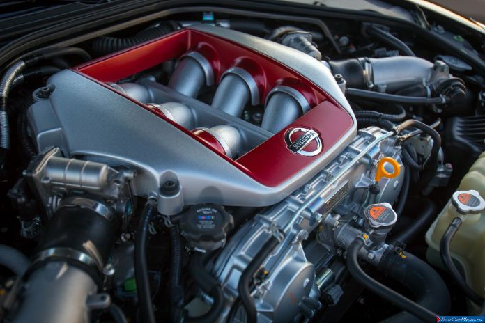 2013 Nissan GT-R Track Edition - фотография 48 из 53