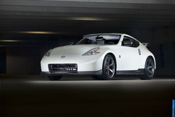 2013 Nissan 370Z nismo - фотография 1 из 29 2013 Nissan 370Z nismo - фотография 1 из 29