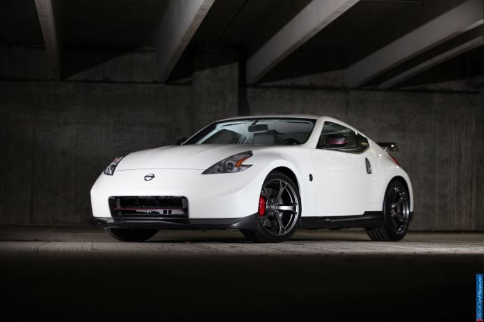 2013 Nissan 370Z nismo - фотография 2 из 29 2013 Nissan 370Z nismo - фотография 2 из 29