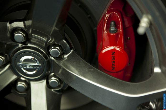 2013 Nissan 370Z nismo - фотография 18 из 29 2013 Nissan 370Z nismo - фотография 18 из 29