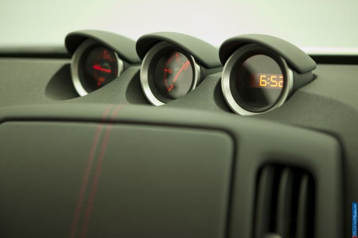2013 Nissan 370Z nismo - фотография 21 из 29 2013 Nissan 370Z nismo - фотография 21 из 29