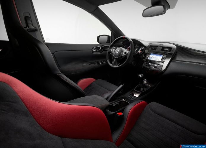 2014 Nissan Pulsar Nismo Concept - фотография 8 из 21