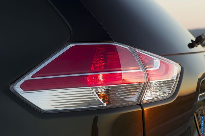 2014 Nissan Rogue - фотография 36 из 59