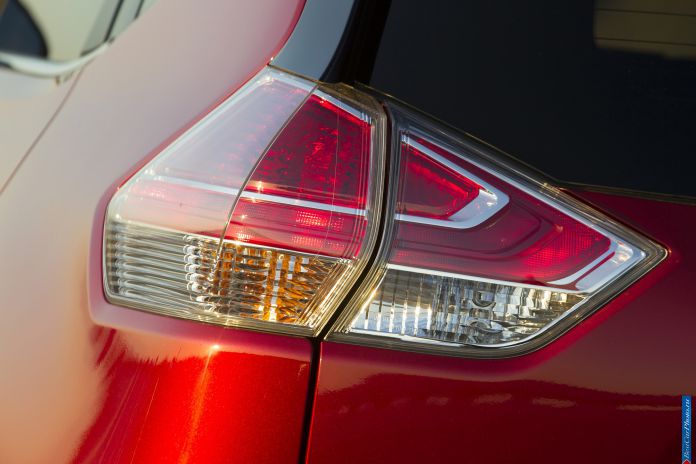 2014 Nissan Rogue - фотография 42 из 59